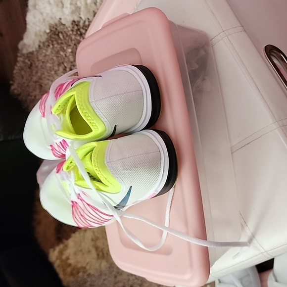 Women's shoes - Picture 3 of 5